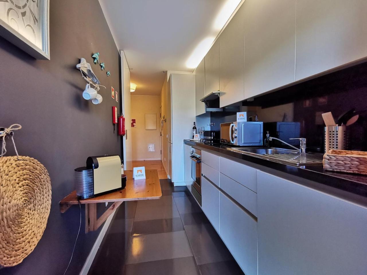 Bridge View With Balcony Apartment Sacavem Ngoại thất bức ảnh